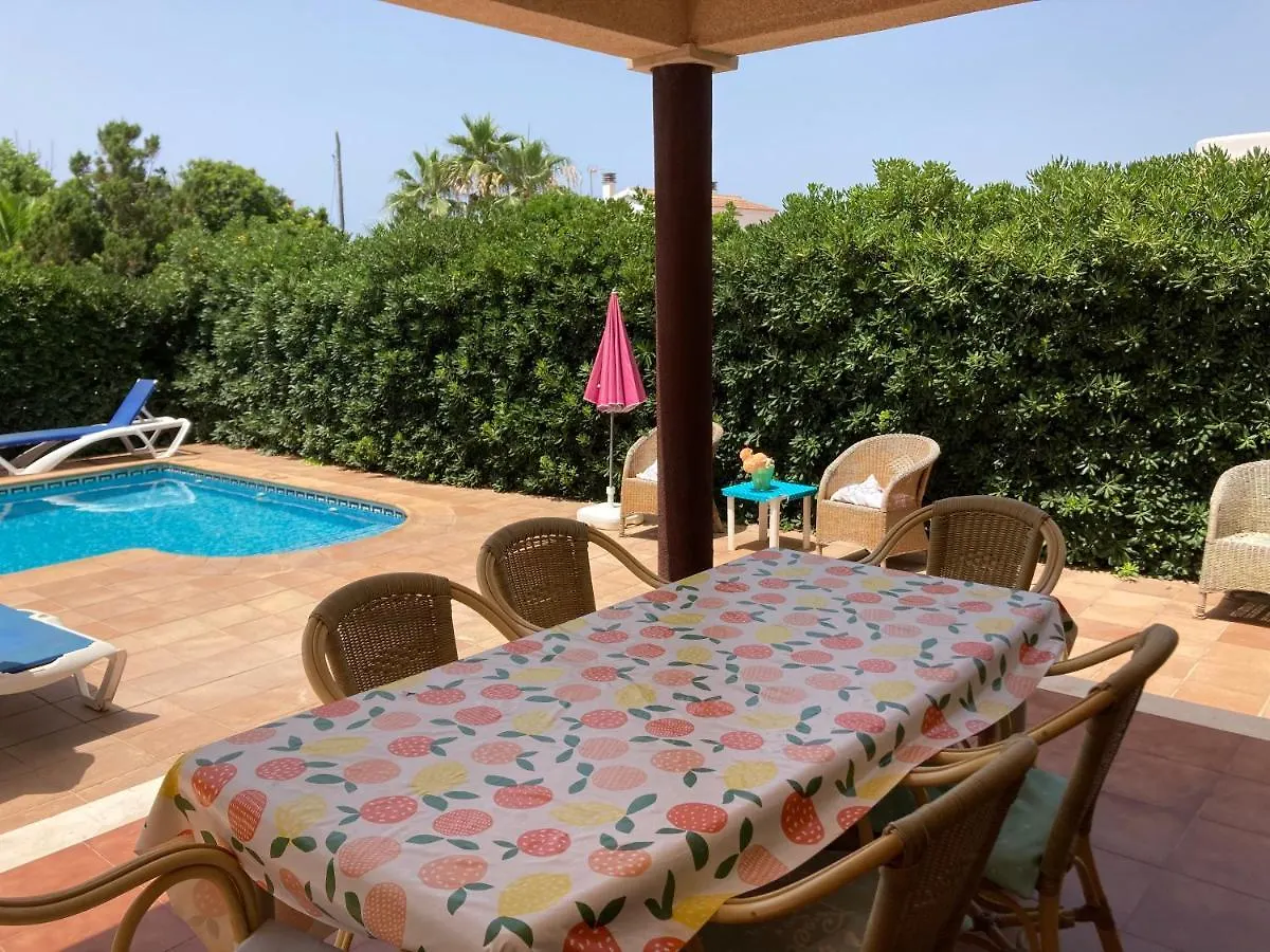 Beautiful Villa & Swimming Pool In Cala Blanca 度假居