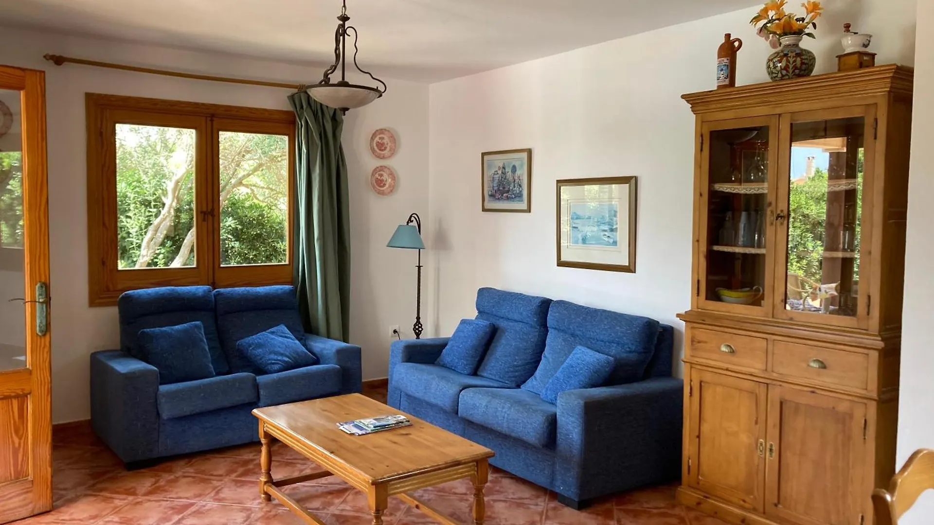 Beautiful Villa & Swimming Pool In Cala Blanca 西班牙