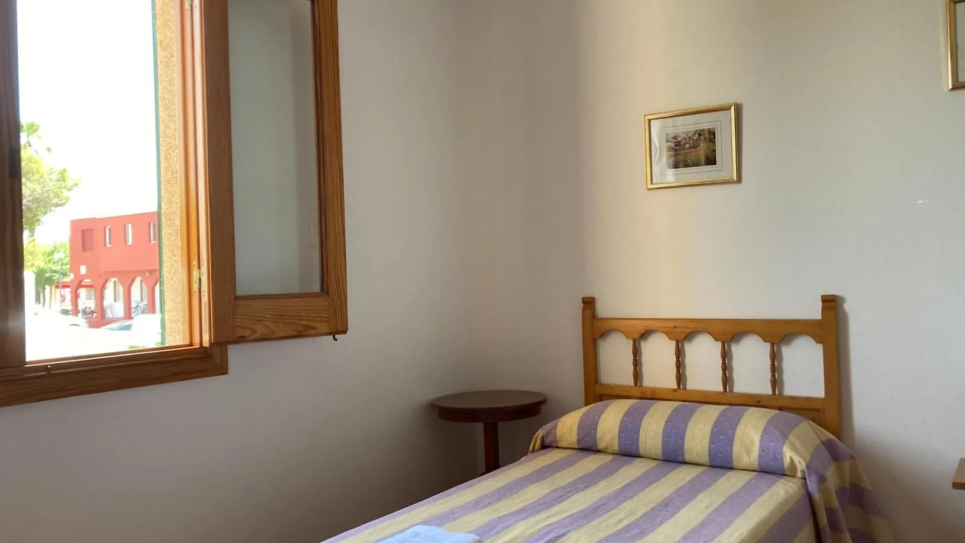Beautiful Villa & Swimming Pool In Cala Blanca